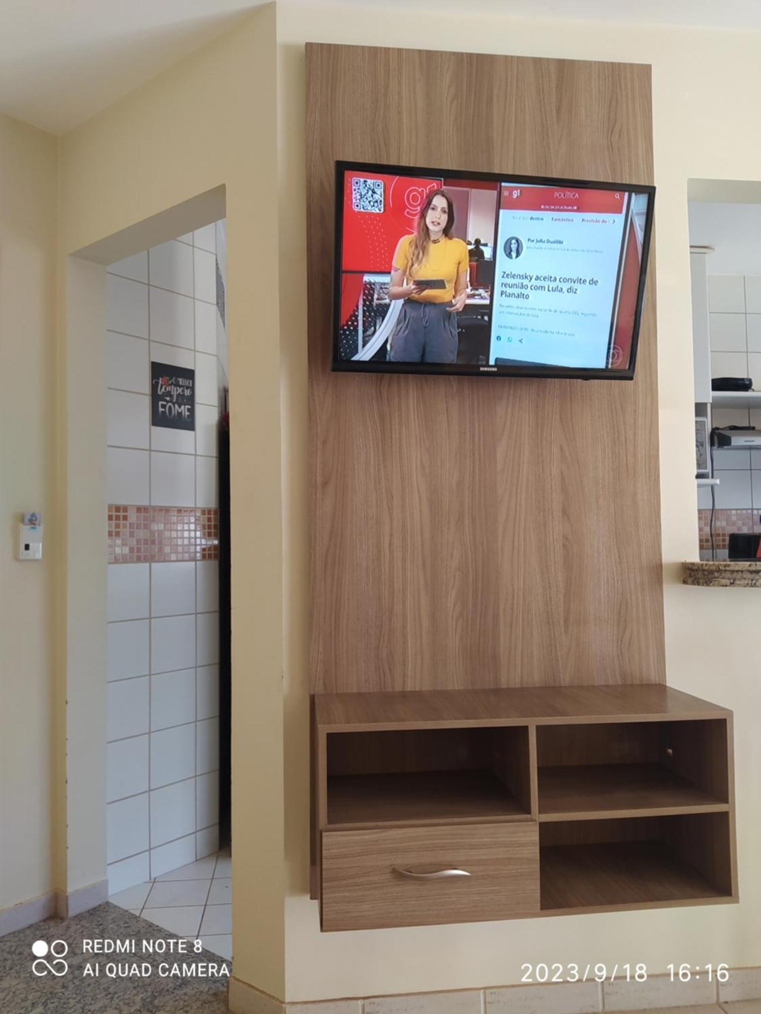 Prive Das Thermas 01 - Ar Split Nos 2 Quartos, Ventilador Na Sala, Purificador Soft Gelada Natural Калдас-Новас Экстерьер фото